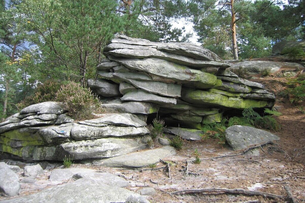 Près de Paris : ce site fascinant aux falaises vertigineuses